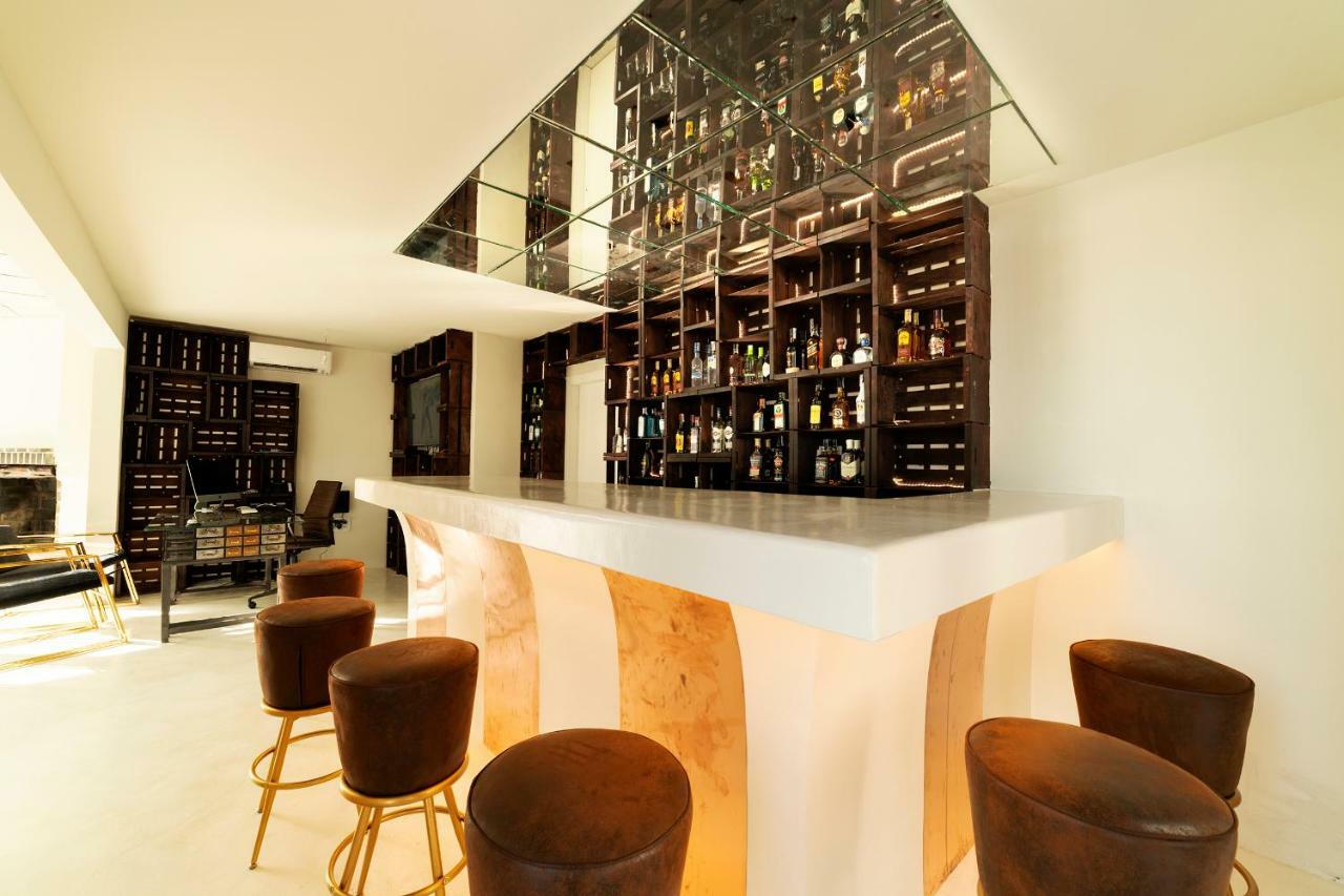 Paiise Hotels Sant Francesc de s'Estany Bagian luar foto